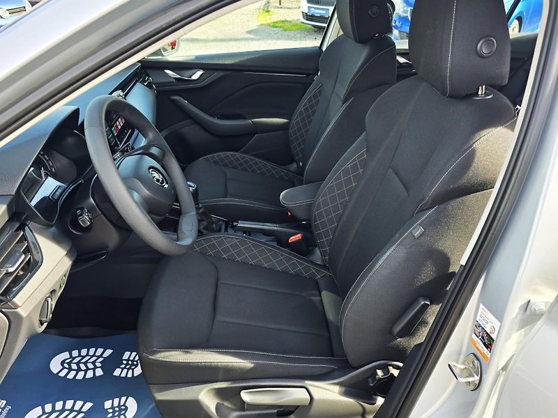 Škoda Scala 1.0TSI 70KW AMBI SmartLink ČR! - fotka 12 z 36
