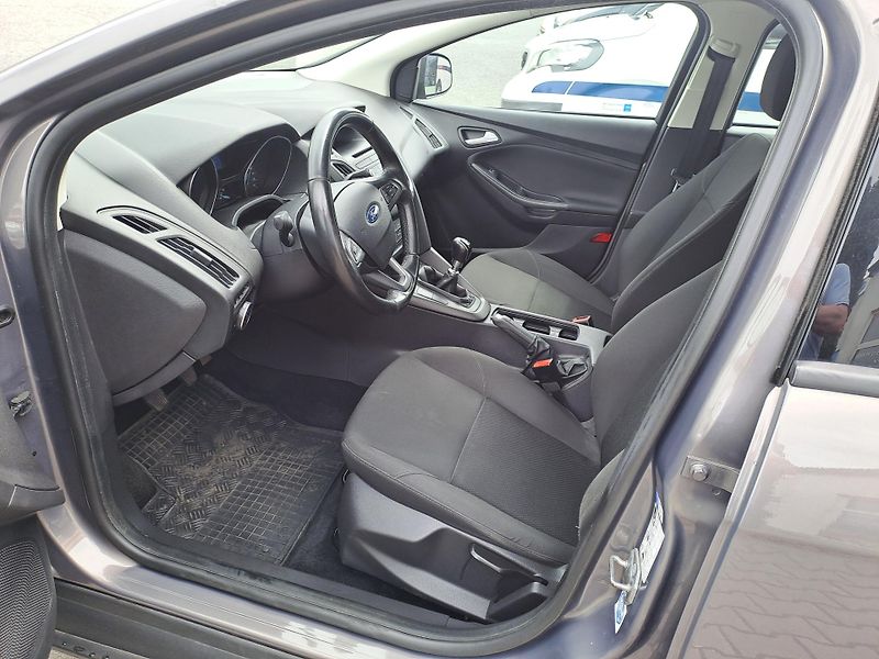 Ford Focus (2015) 1,0 EB 92kW TREND NOVÉ ROZVODY - fotka 9 z 25
