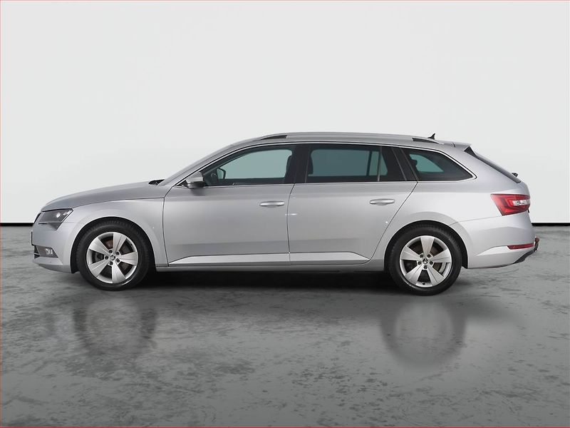 Škoda Superb (2016) Style 2.0 TDI, Automat - fotka 3 z 19
