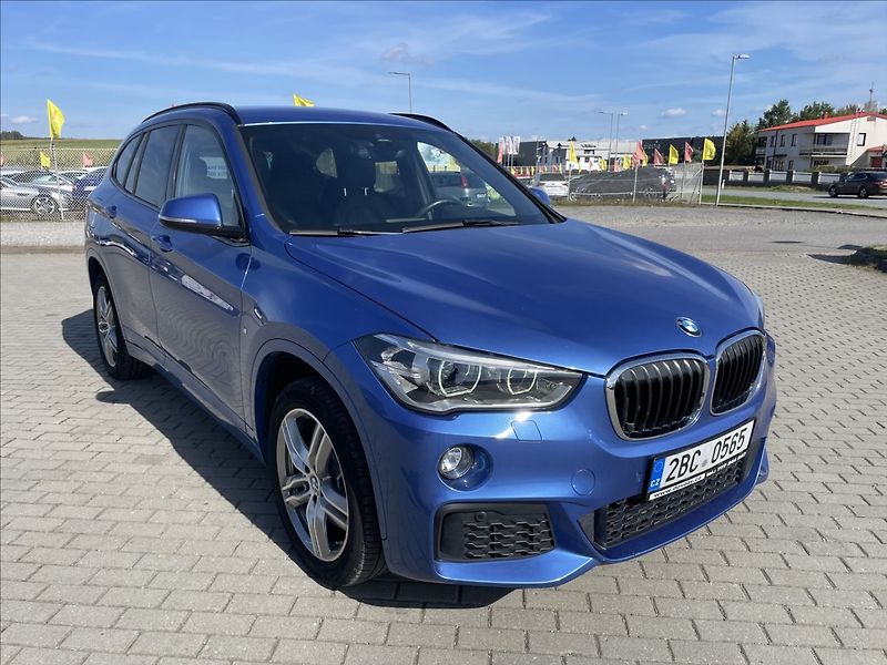BMW X1 2,0 d 140kw M-Paket X-drive CZ - fotka 6 z 38