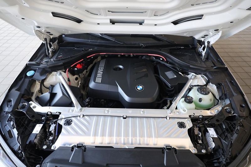 BMW X3 20 xDrive - fotka 9 z 18