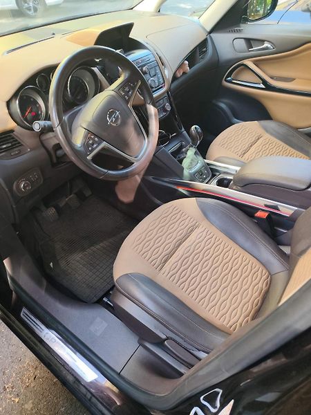 Opel Zafira (2015) 1,6CDTI, manuál, klima,FlexFix - fotka 6 z 8