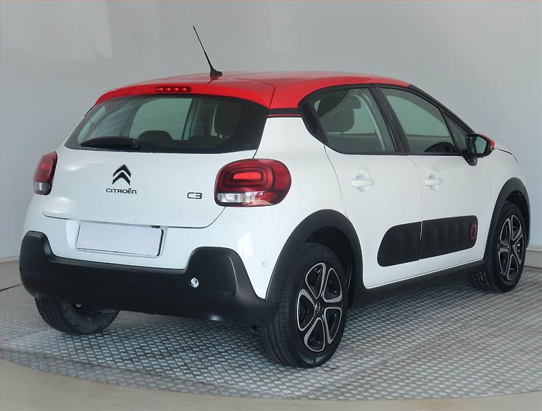 Citroën C3 (2018) 1.2 PureTech, Tempomat - fotka 5 z 16