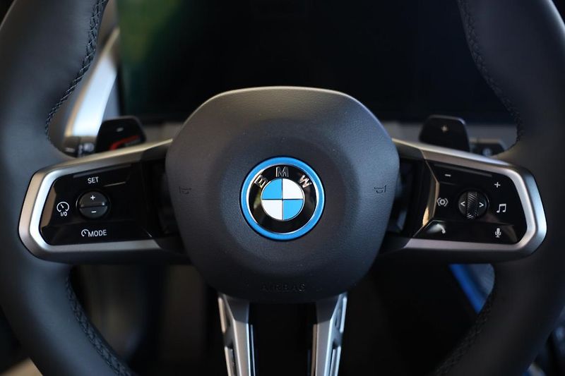 BMW X3 30e xDrive - fotka 11 z 18