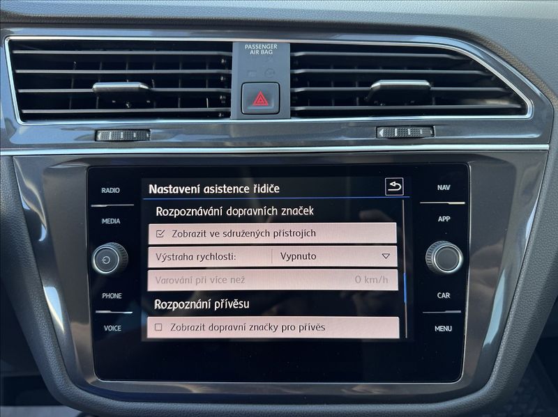 Volkswagen Tiguan Allspace 2,0 TDI DSG 4MOT HIGHLINE ČR - fotka 41 z 50