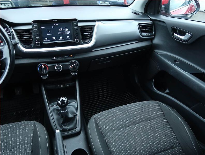 Kia Stonic (2018) 1.25 CVVT, ČR,1.maj - fotka 8 z 18