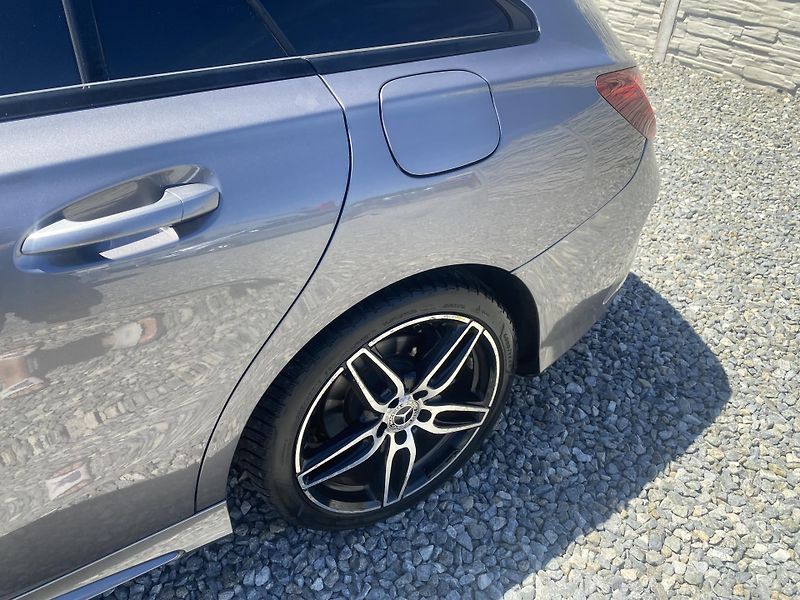 Mercedes-Benz CLA 220D 170PS AMG SERVIS MB - fotka 32 z 160