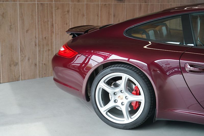 Porsche 911 Carrera S, Manuál, Bose, Navi - fotka 9 z 40