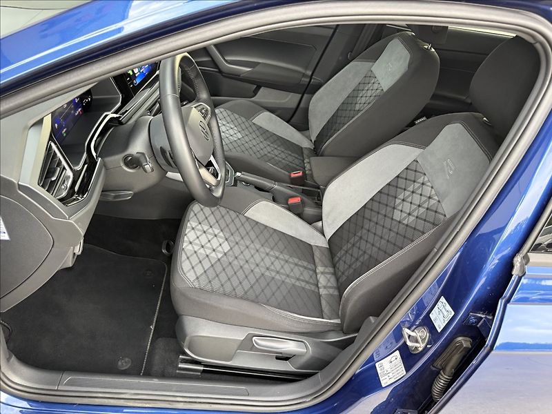 Volkswagen Taigo R- Line 1,0 TSI 81 KW DSG - fotka 24 z 35