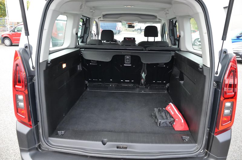 Citroën Berlingo (2021) 1.5BHDi 130 Feel XL - fotka 14 z 14