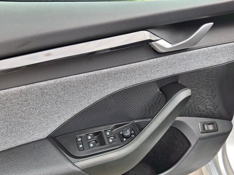 Škoda Octavia (2025) Combi Top Selection 1,5TSi 110 - fotka 31 z 33