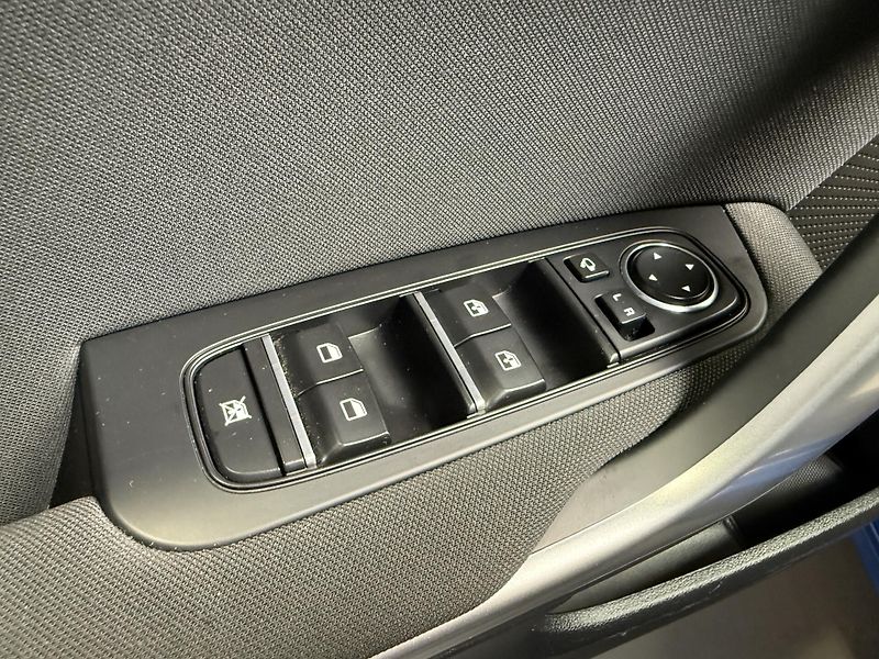 Kia Ceed 1.5 T-GDI 118kW Top SW - fotka 10 z 13