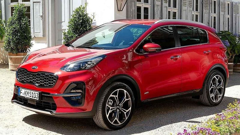 Neojblíbenějším autem roku je stejně jako před rokem Toyota Corolla. Připsala si 1 181 000 čárek.