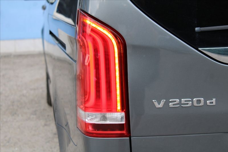 Mercedes-Benz Třídy V 2,0 250d  AVANTGARDE, 4MATIC - fotka 37 z 38
