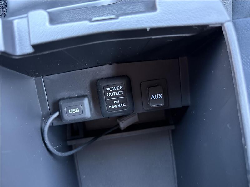 Honda Civic 1,8 i-VTEC COMFORT - fotka 19 z 20