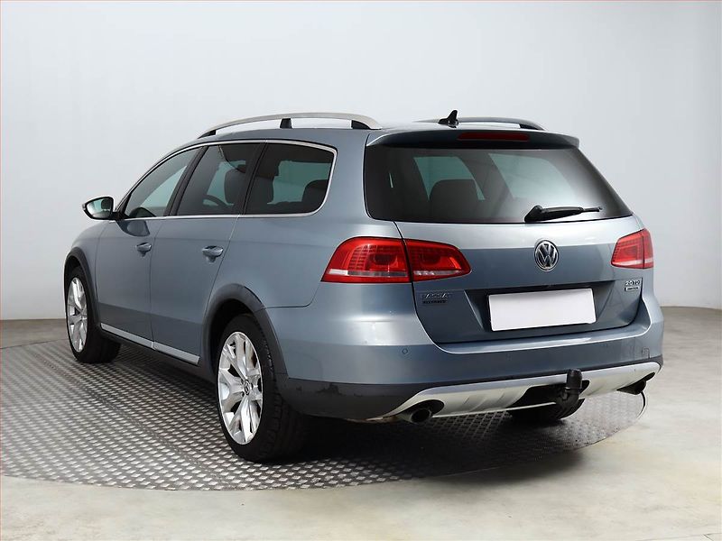 Volkswagen Passat (2013) Alltrack 2.0 TDI, 4X4 - fotka 4 z 18