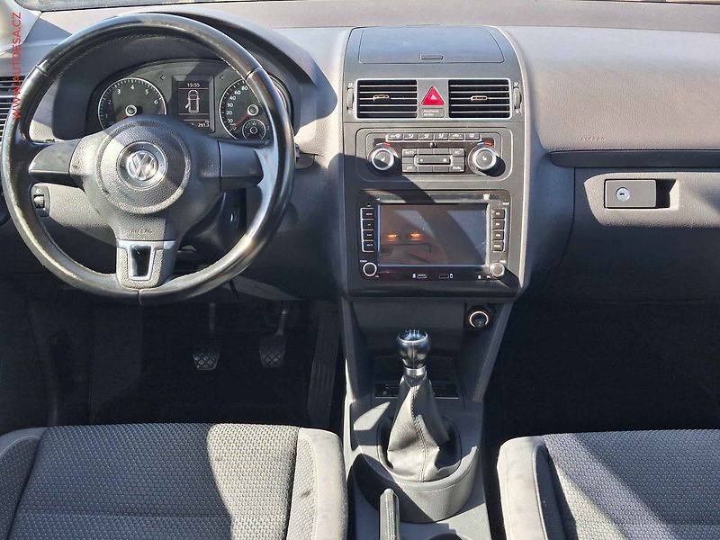 Volkswagen Touran (2010) 1.2TSi, Výhř.sed, TZ - fotka 8 z 17