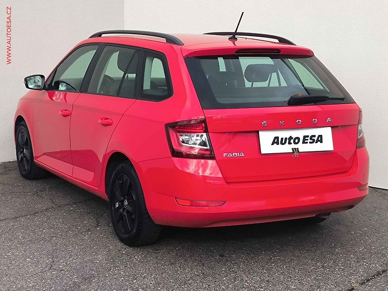 Škoda Fabia (2021) 1.0 TSi, 1.maj,ČR, Style - fotka 6 z 21