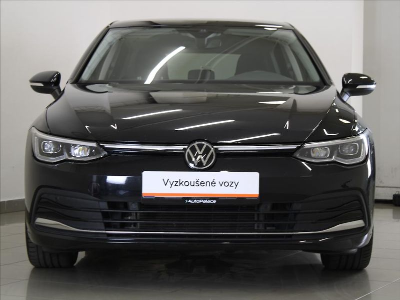 Volkswagen Golf 1,5 TSi 110kW Style 45tkm. ČR - fotka 2 z 24