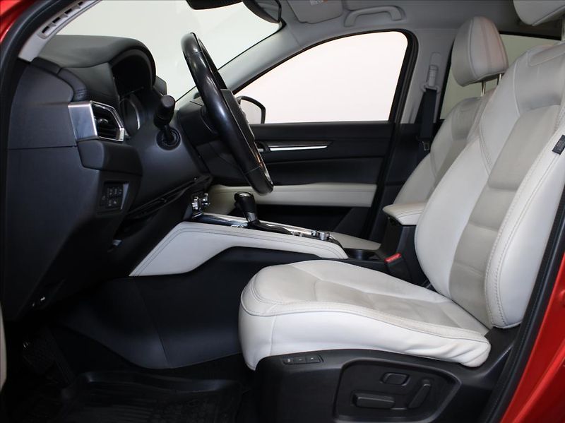 Mazda CX-5 2,5 G194 4x4 AT Rev.TOP ČR - fotka 6 z 27