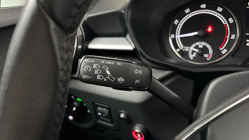 Škoda Fabia 1.0 TSI Ambition - fotka 14 z 24
