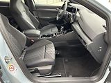 Volkswagen Golf 1.5 TSI R-Line - náhled 27
