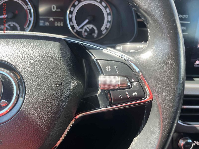 Škoda Kamiq (2021) 1.5 TSi, 1.maj,ČR, AC - fotka 14 z 15