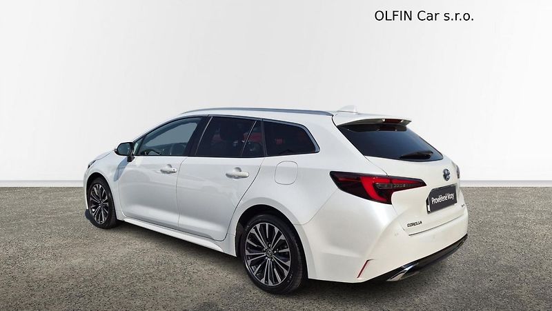 Toyota Corolla 1.8 HEV e-CVT Style - fotka 7 z 26