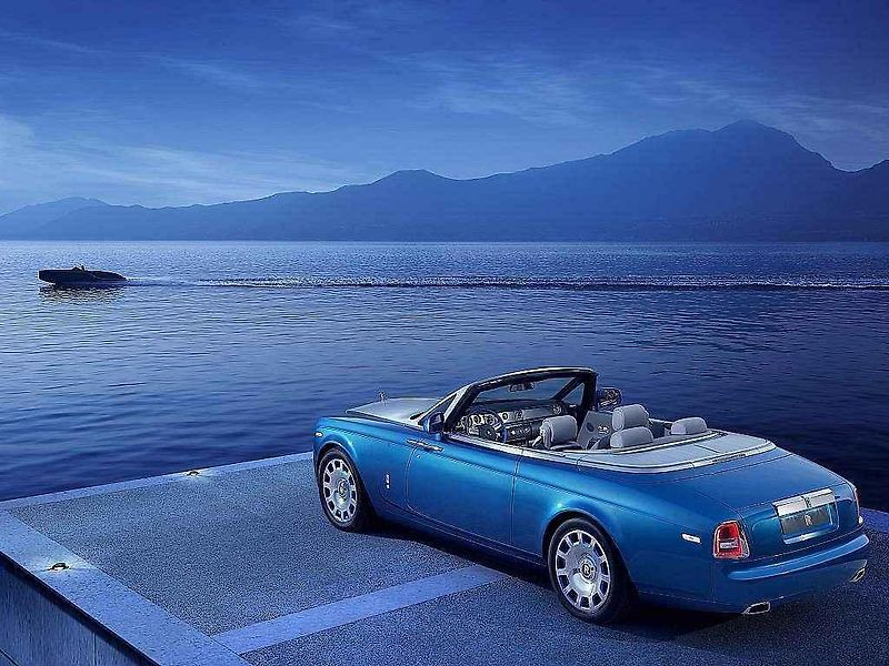 Rolls-Royce Phantom Drophead Coupé Waterspeed Collection.