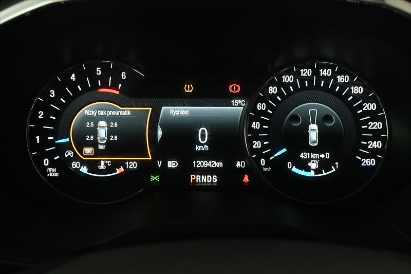 Ford S-MAX 2,0 EcoBlue 110 kW AT8 Titaniu - fotka 13 z 32