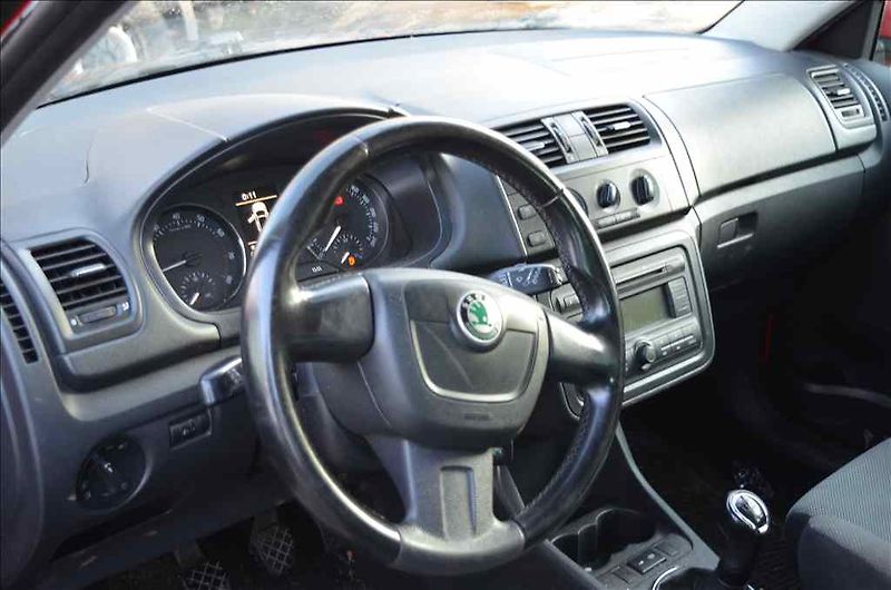 Škoda Fabia (2010) COMBI II.1,2 TSI - fotka 17 z 25