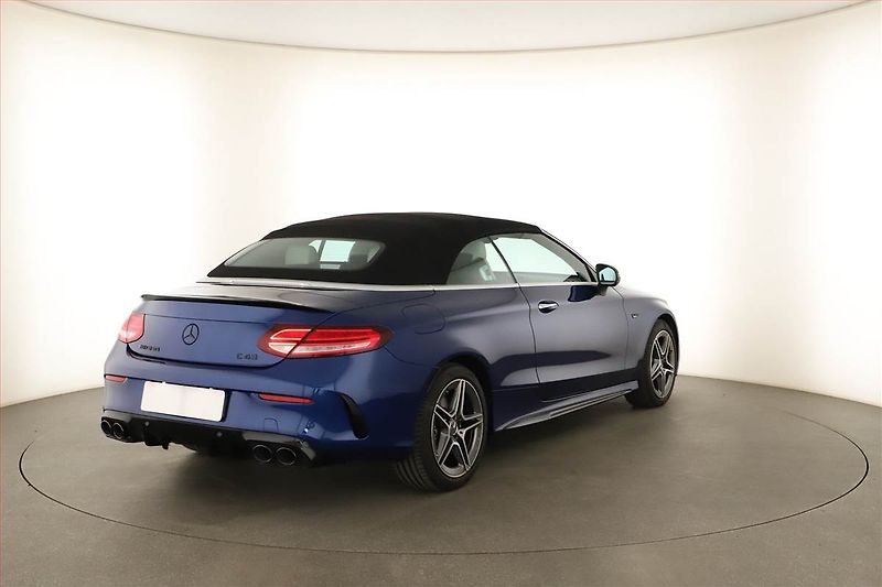 Mercedes-Benz Třídy C (2020) C 43 AMG 4MATIC - fotka 27 z 30