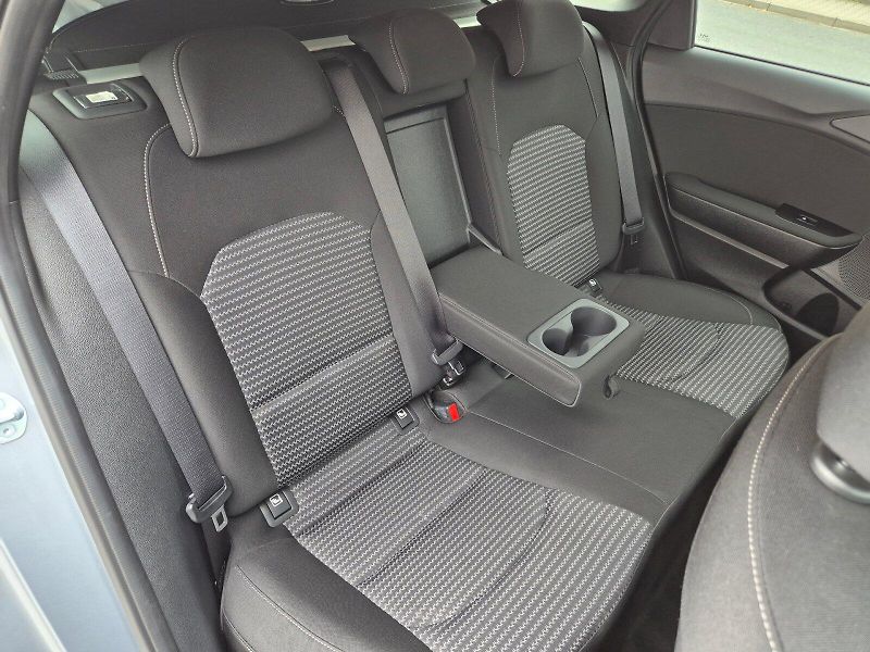 Kia Ceed (2025) SW TOP+Busines 1.5TGD-i 103kW - fotka 16 z 35