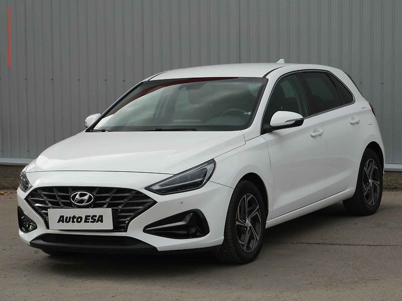 Hyundai i30 (2021) 1.5i, 1.maj,ČR, Smart - fotka 3 z 23