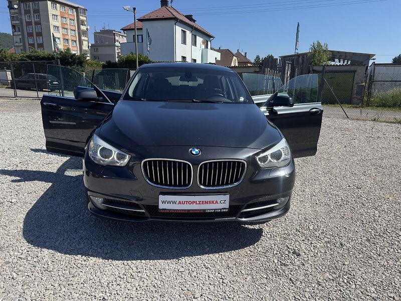 BMW Řada 5 (2010) 530D,GT,X-DRIVE,rezervace - fotka 8 z 44