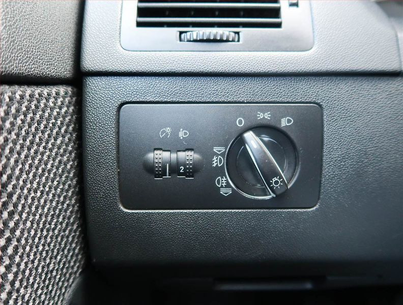 Škoda Yeti (2015) Ambition Plus 2.0 TDI - fotka 15 z 18