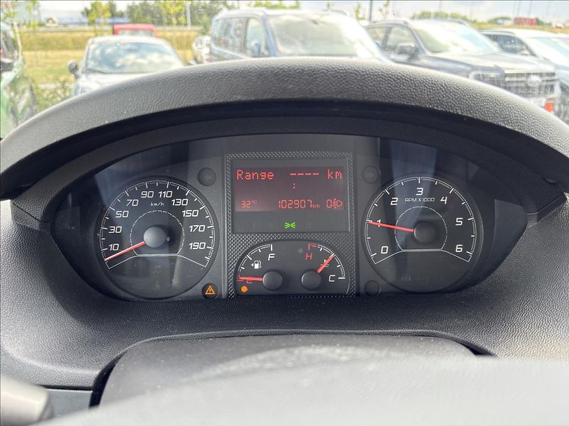 Peugeot Boxer 2,2 BlueHDI 121kW L4 - fotka 19 z 31