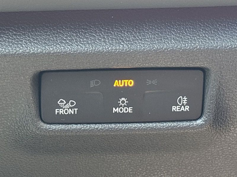 Volkswagen Tiguan (2025) 1.5 eTSI DSG People - fotka 14 z 30