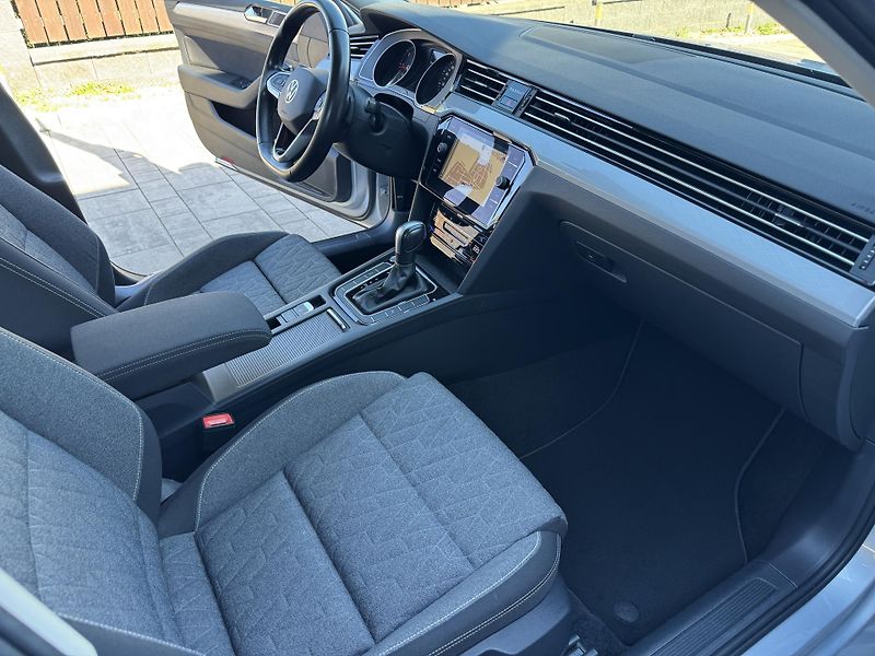 Volkswagen Passat (2023) 2.0 TDI DSG Business Tažné - fotka 28 z 42