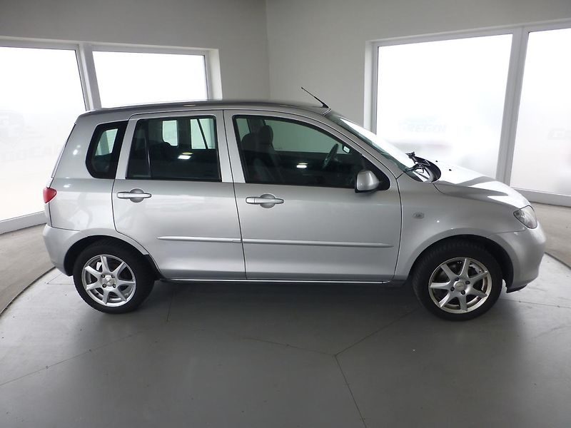 Mazda 2 (2004) 1,4i 59KW*KLIMA**ALU KOLA - fotka 4 z 24