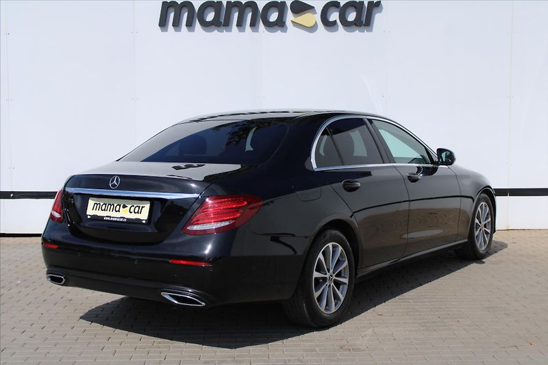 Mercedes-Benz Třídy E 200D AVANTGARDE SERVIS. KN. - fotka 7 z 30