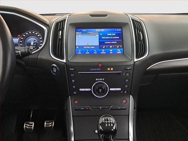 Ford Edge (2016) ST-Line 2.0 TDCI, 4X4, Navi - fotka 12 z 18