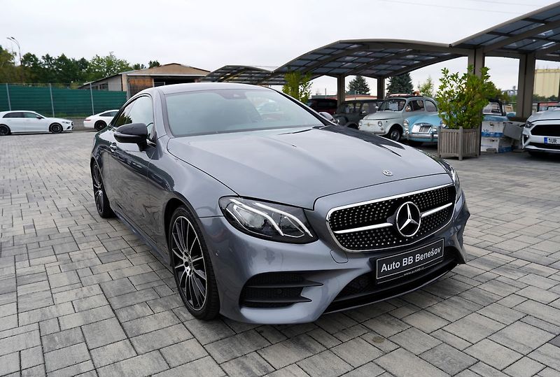 Mercedes-Benz Třídy E E 450 AMG 4Matic+, 370PS - fotka 8 z 43