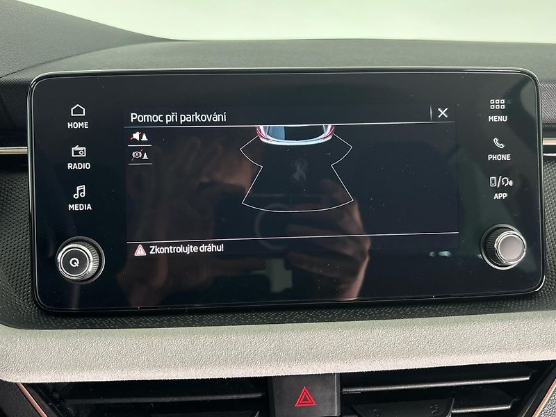 Škoda Kamiq Top Selection DSG - fotka 19 z 29