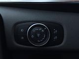 Ford Tourneo Custom (2019) L2 TITANIUM 2.0 EcoBlue 136kW, - náhled 14