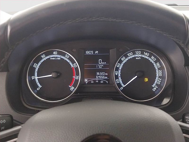 Škoda Fabia (2020) Ambition 1.0 TSI, Serv.kniha - fotka 11 z 20