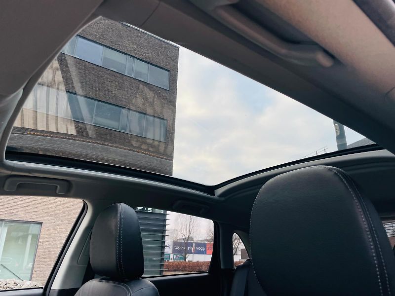 Peugeot 4008 1.8HDI 4x4 VÝHŘEV KAMERA TAŽNÉ - fotka 49 z 52
