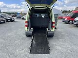 Volkswagen Caddy (2008) PRO OSOBY S OMEZENOU POHYBLIVO - náhled 1