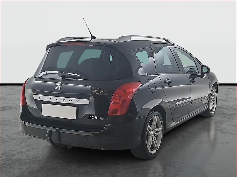 Peugeot 308 (2010) 1.6 HDi, 7 míst, nová STK - fotka 5 z 16