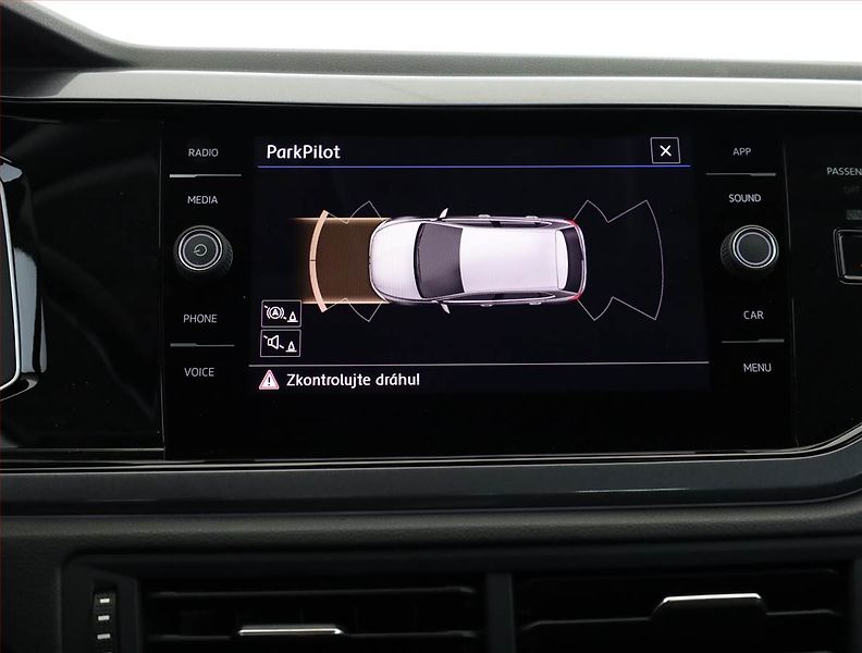 Volkswagen Polo (2018) 1.0 TSI, ČR,1.maj, Serv.kniha - fotka 13 z 18